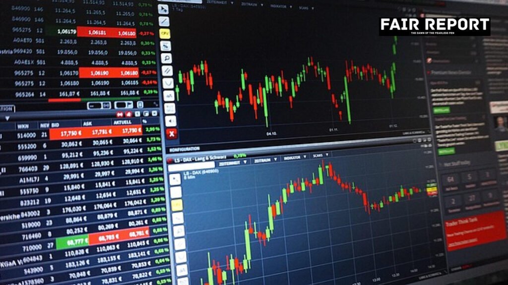 Sensex drops 352 pts on selling in IT stocks and Reliance Industries